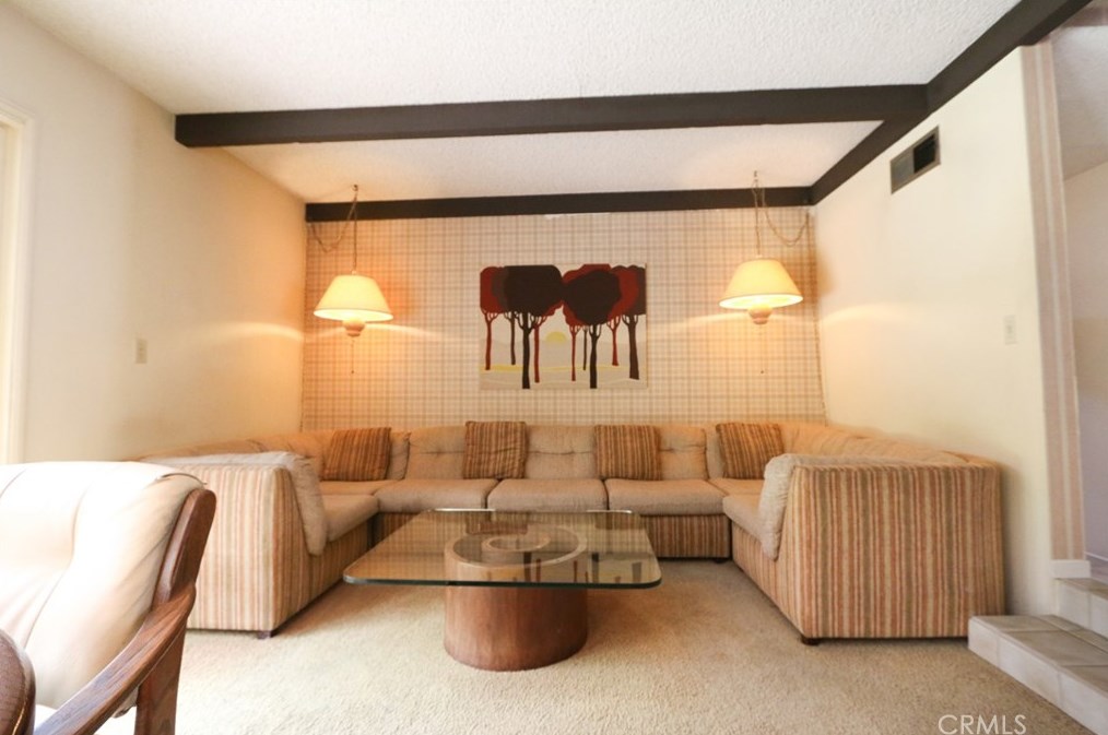 19715 Mildred Ave, Torrance CA 90503-1127 exterior