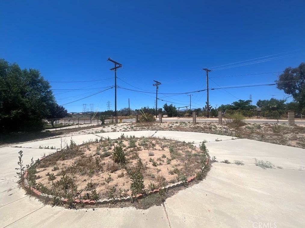 7115 Redwood Ave, Hesperia, CA 92345