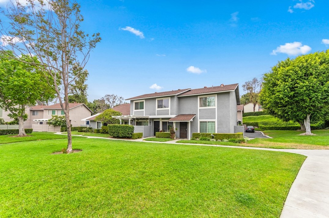 1738 N Cedar Glen Dr #c, Anaheim, CA 92807