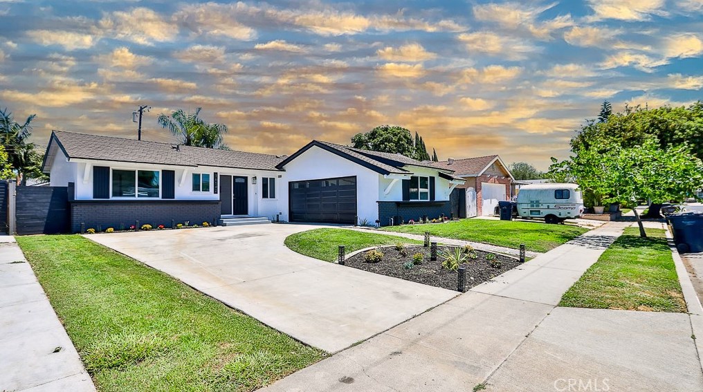 16542 Wheeler Cir, Huntington Beach, CA 92647