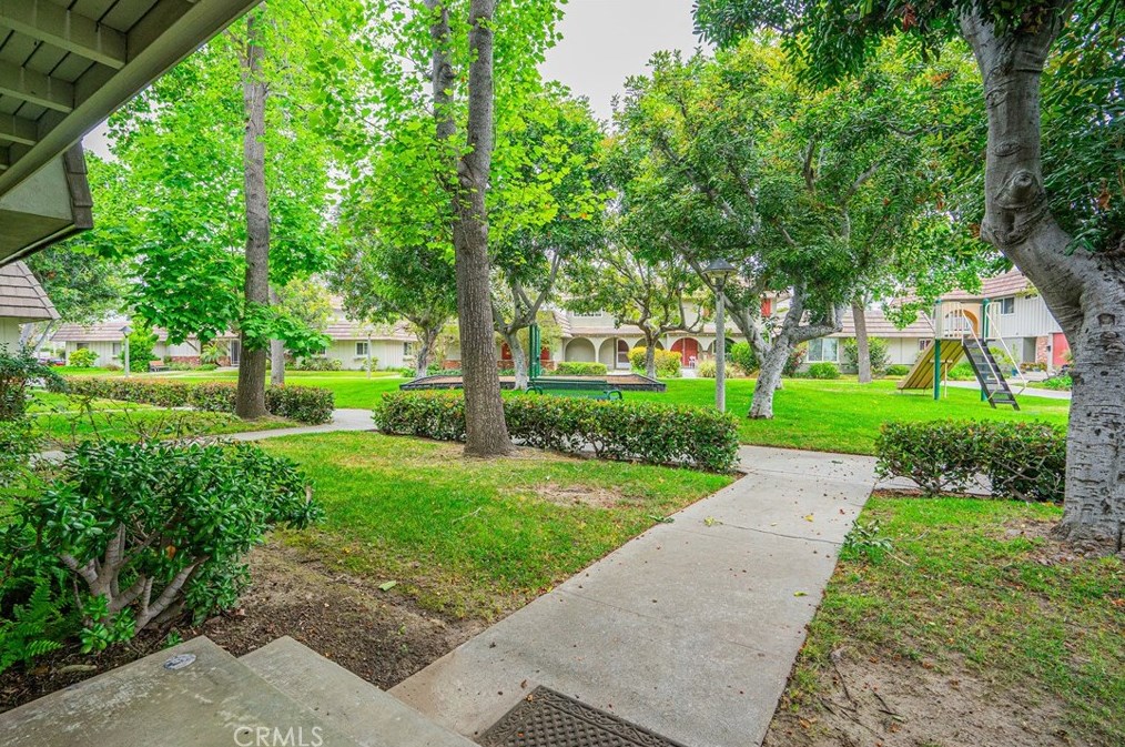 4830 Larwin Ave, Cypress, CA 90630-3515