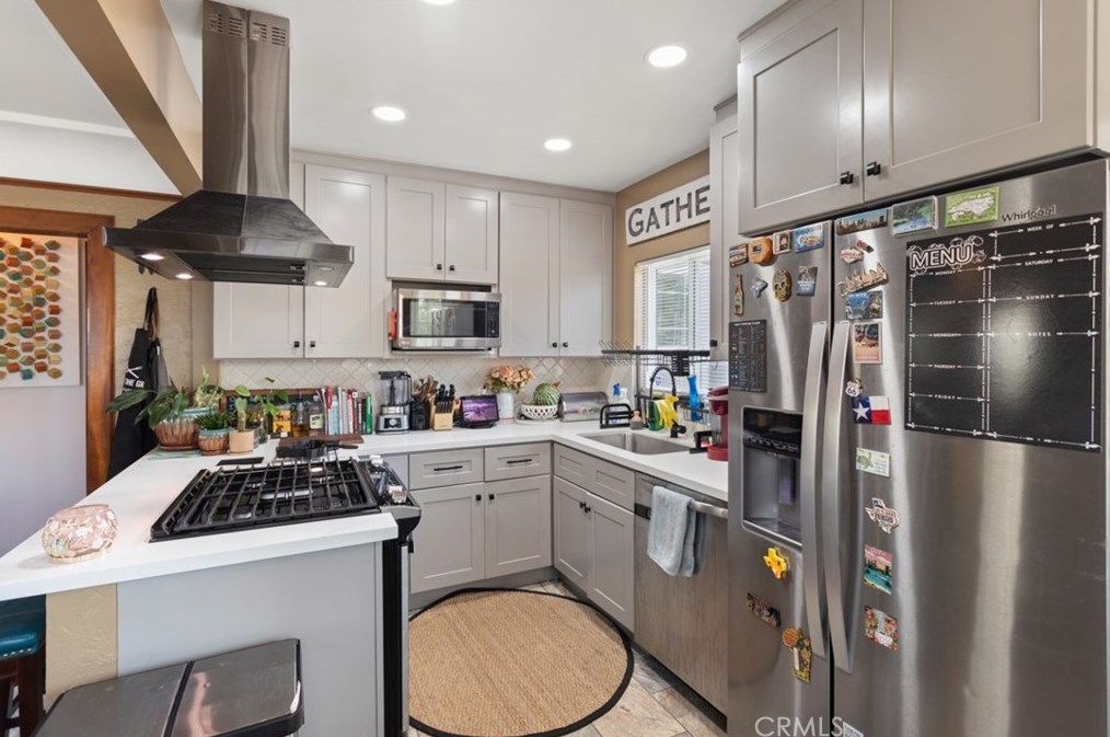 782 Belmont Ave, Long Beach, CA 90804