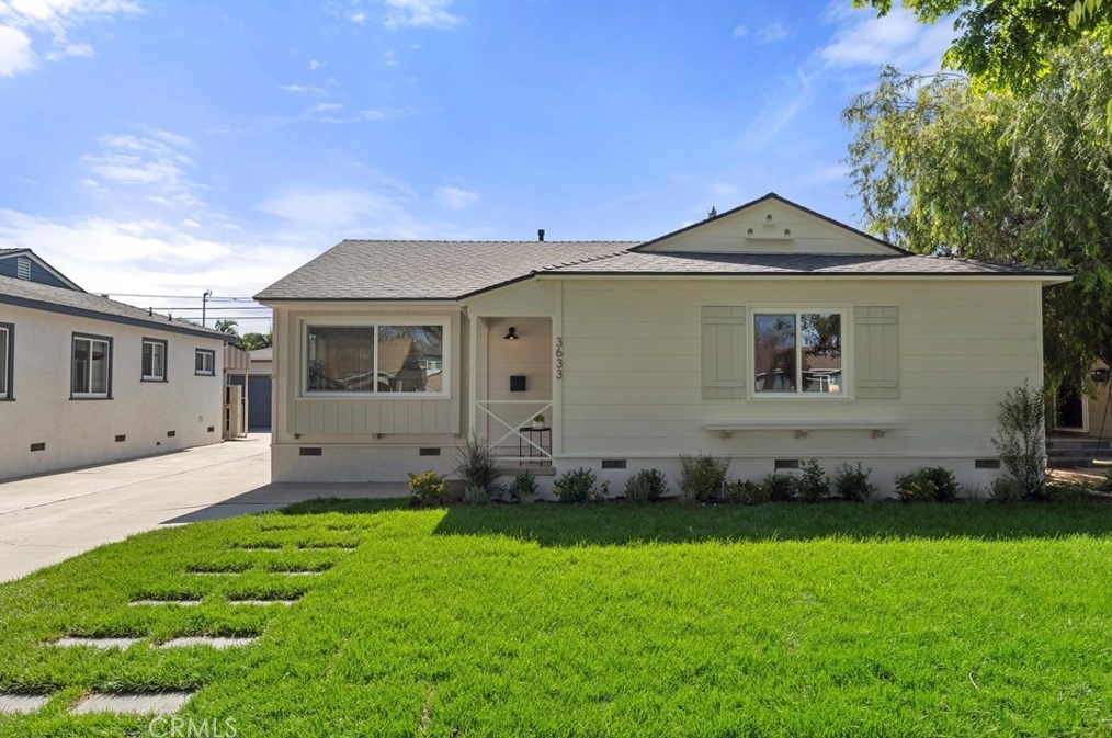 3633 Ostrom Ave, Long Beach, CA 90808