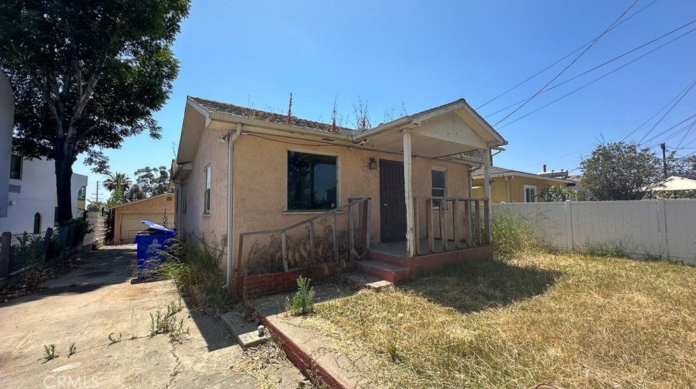 2416 Shamrock St, San Diego, CA 92105