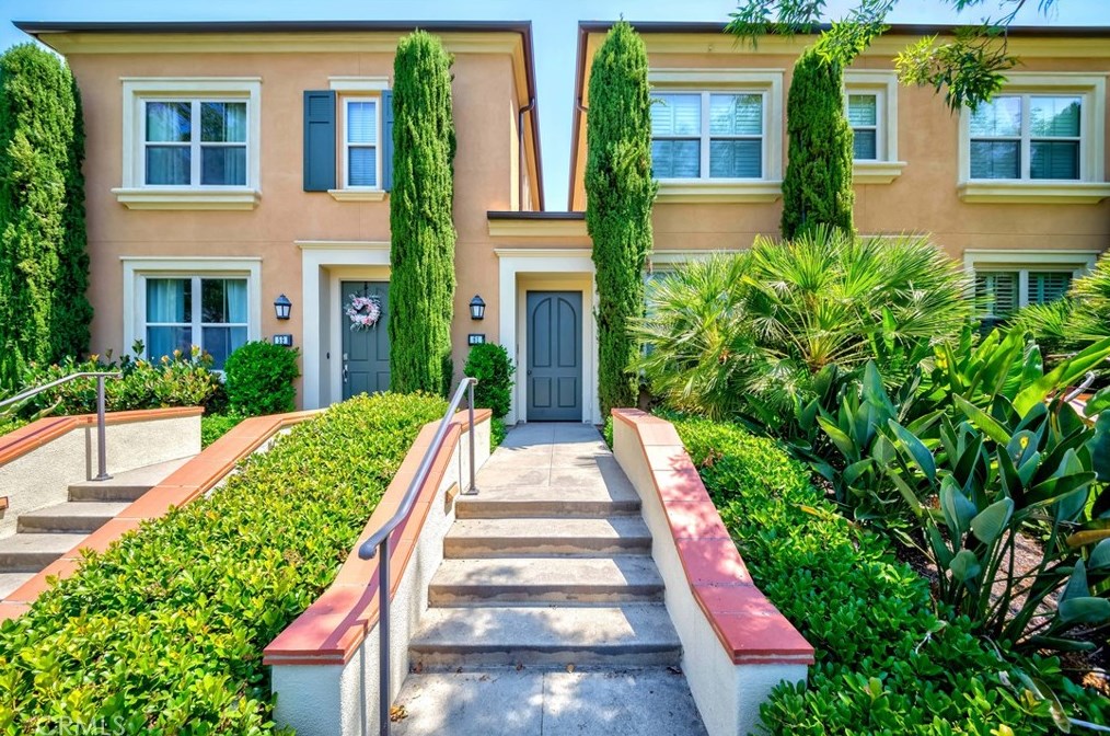 61 Towngate, Irvine, CA 92620