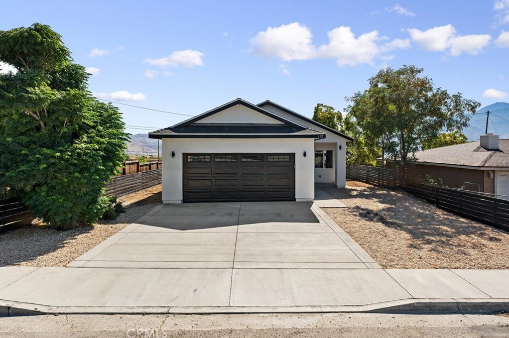 492 N Evans St, Banning, CA 92220