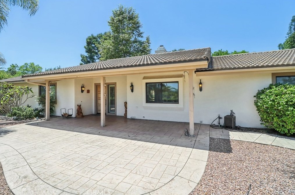 2009 Sunnycrest Ln, Fallbrook, CA 92028