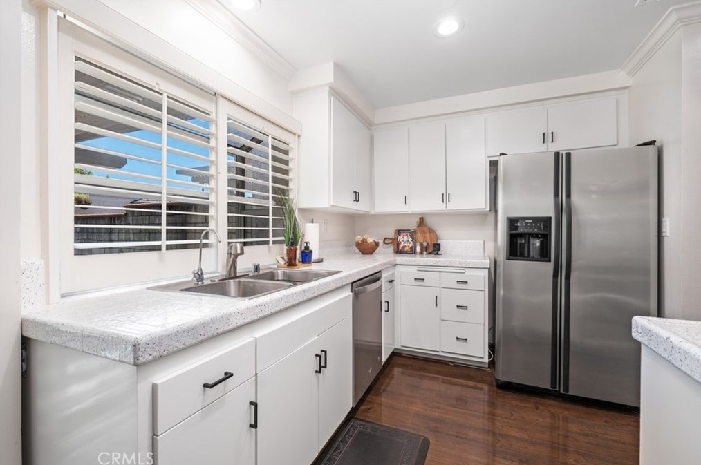 6927 Kent Way, Cypress, CA 90630