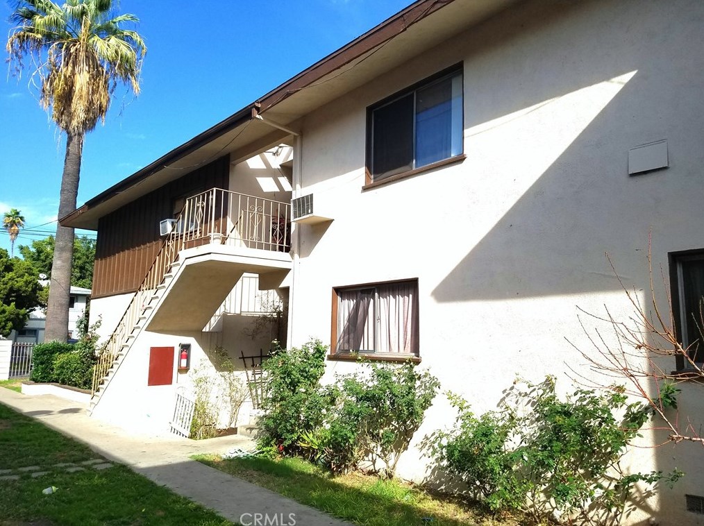 1826 W Glencrest Ave, Anaheim, CA 92801