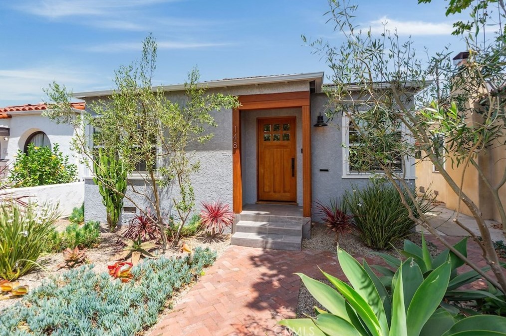 148 Nieto Ave, Long Beach, CA 90803-3361