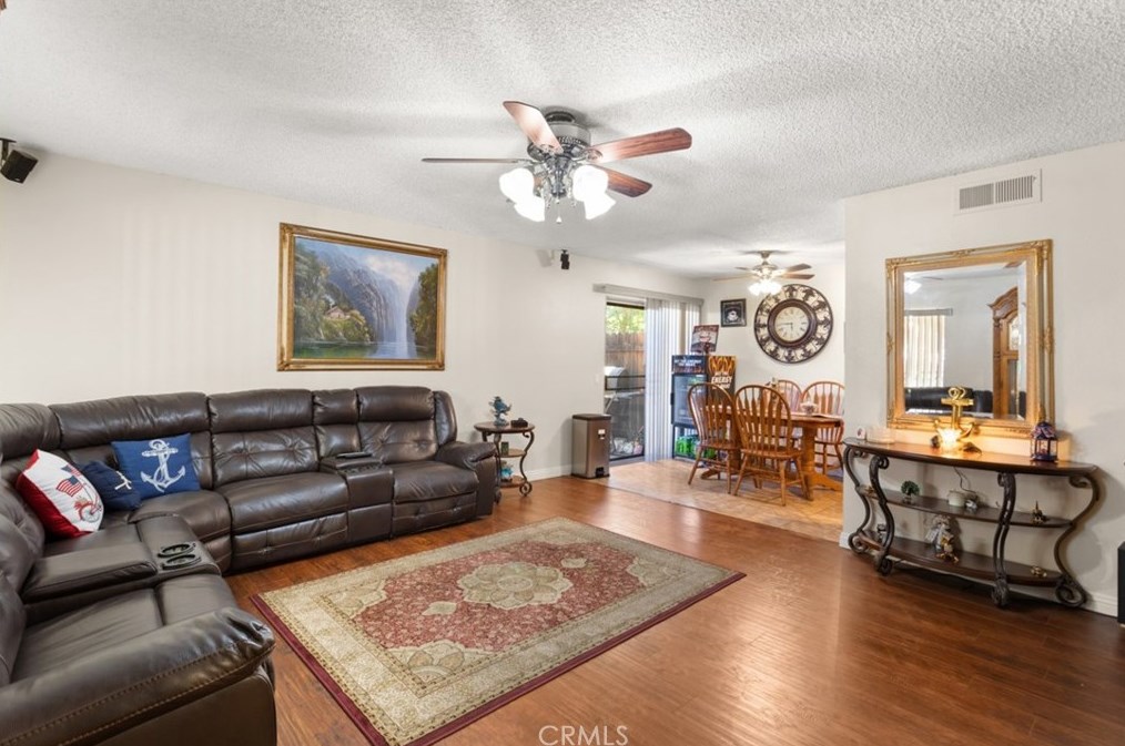 1048 Las Lomas Dr #a, La Habra, CA 90631