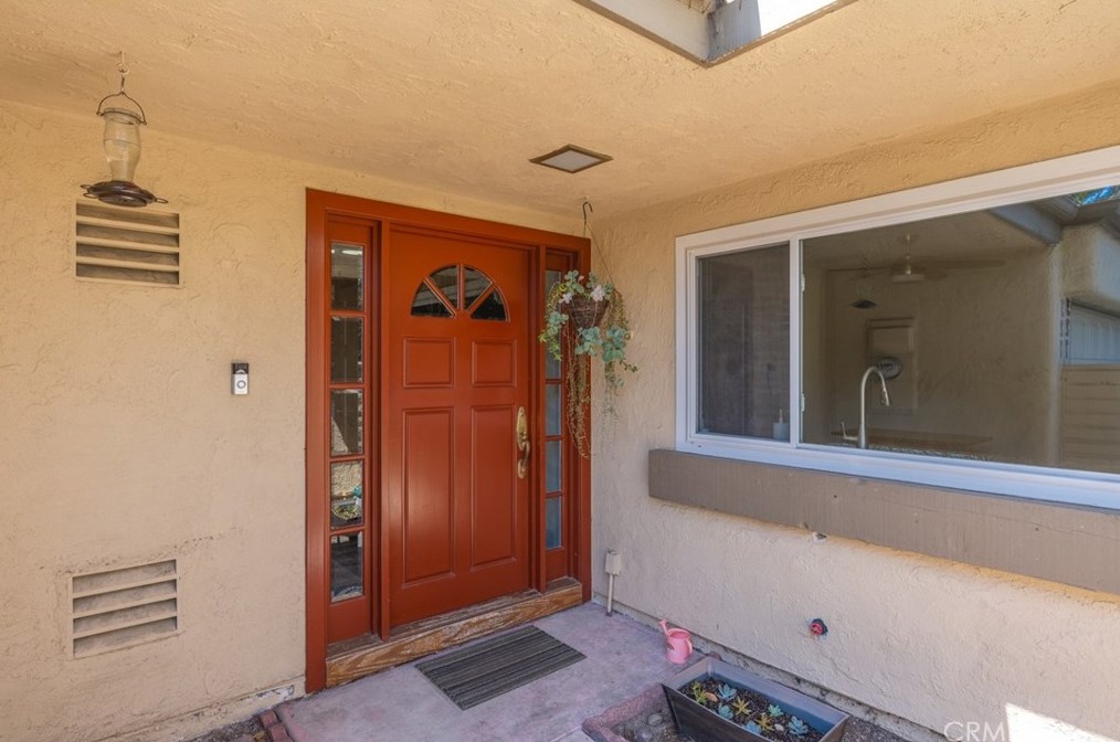 327 S Vista Del Canon, Anaheim, CA 92807