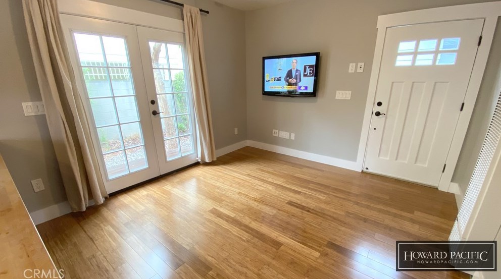 632 N Virginia Ct, Long Beach, CA 90802