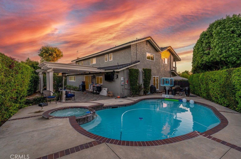 4237 Sussex Cir, Cypress, CA 90630