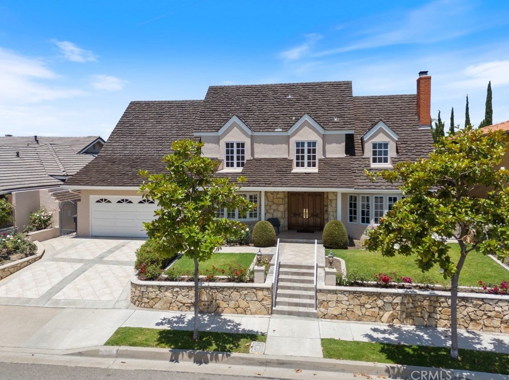 3019 E Lake Hill Dr, Orange, CA 92867