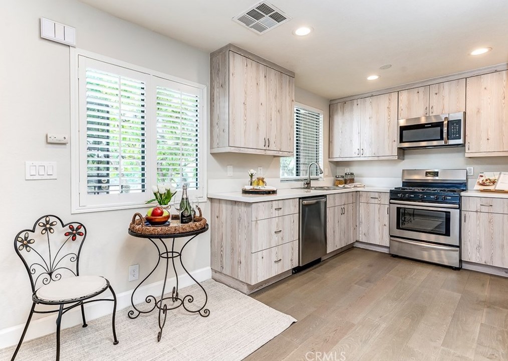 950 W Lambert Rd #1, La Habra, CA 90631