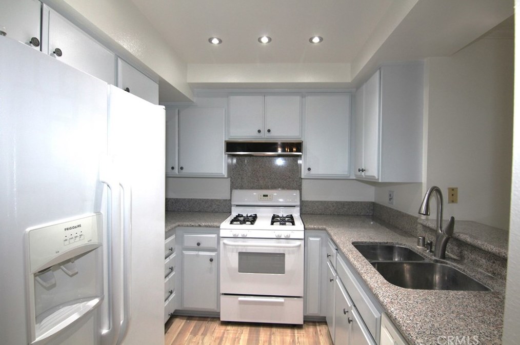 1903 Temple Ave #201, Long Beach, CA 90755