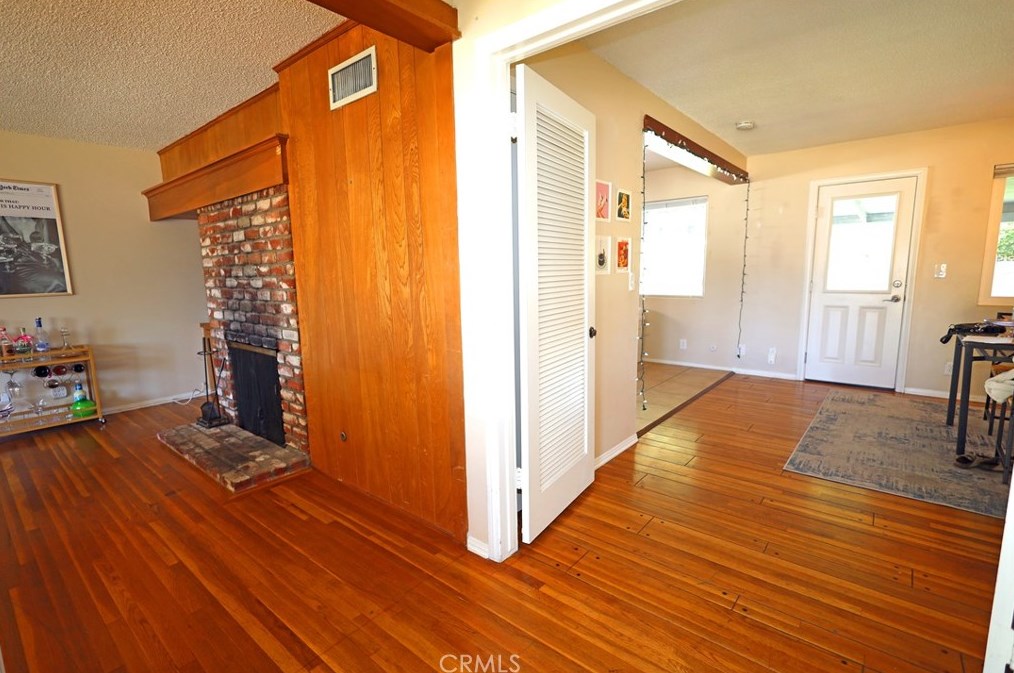 622 E Lomita Ave, Orange, CA 92867