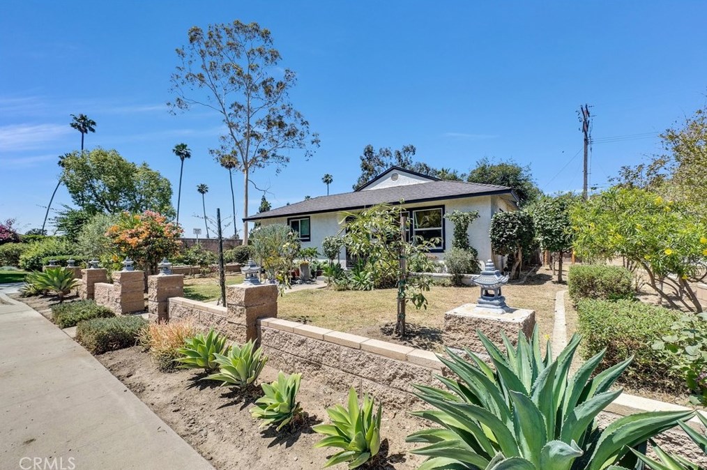 115 N Vine St, Anaheim, CA 92805