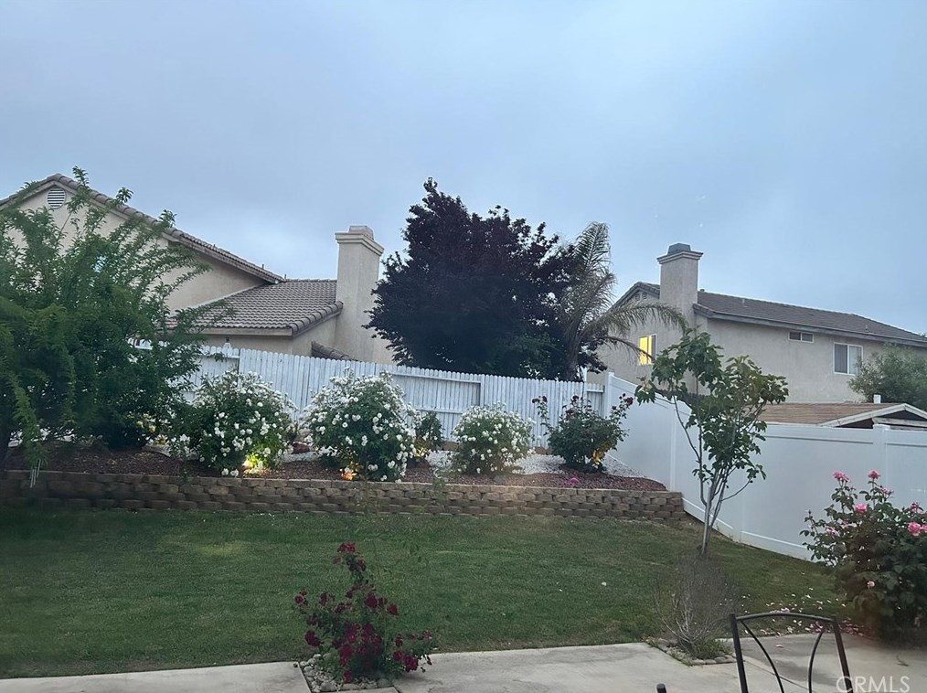1668 Ravenswood Rd, Beaumont, CA 92223