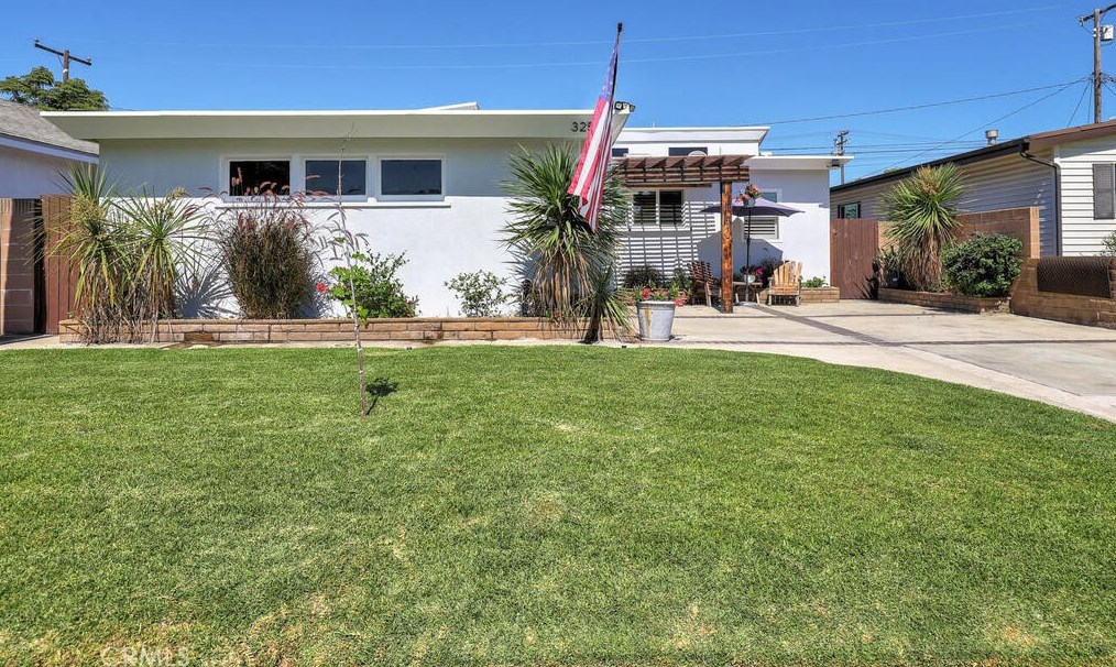 3255 Fanwood Ave, Long Beach, CA 90808