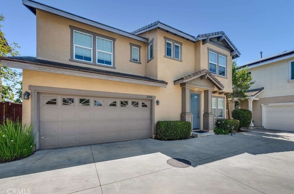 23050 Serra Dr, Long Beach, CA 90745