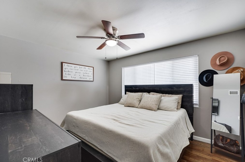 5734 Mountain View Ave, Riverside CA  92504-1500 exterior