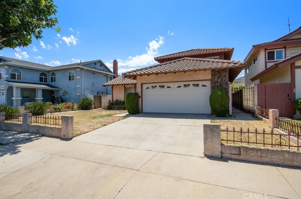 19533 Enslow Dr, Long Beach, CA 90746