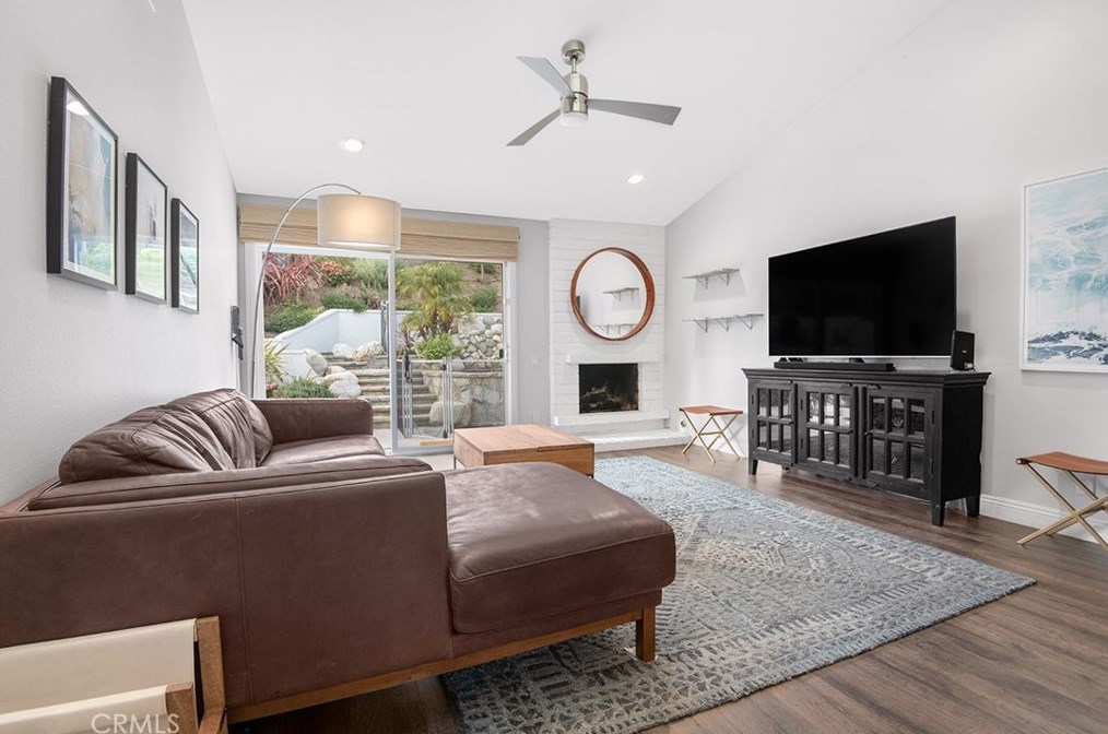 725 San Andres Cir, Thousand Oaks, CA 91360