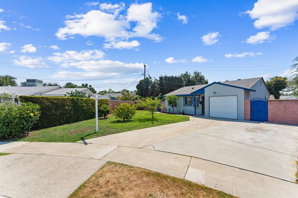 218 S Courtney Pl, Fullerton, CA 92833