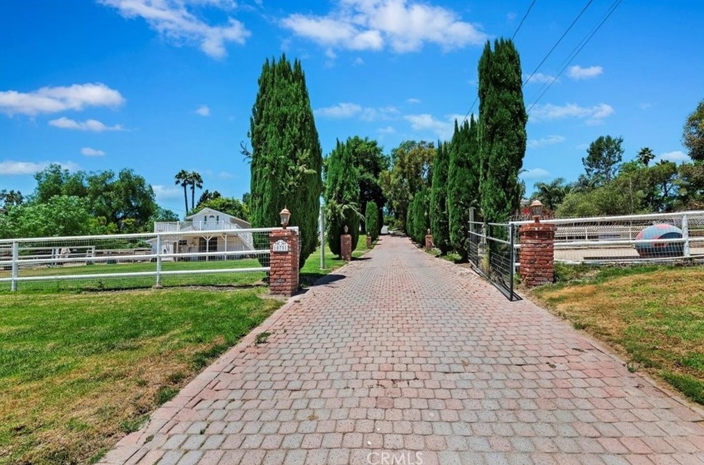 10751 Orange Park Blvd, Orange, CA 92869