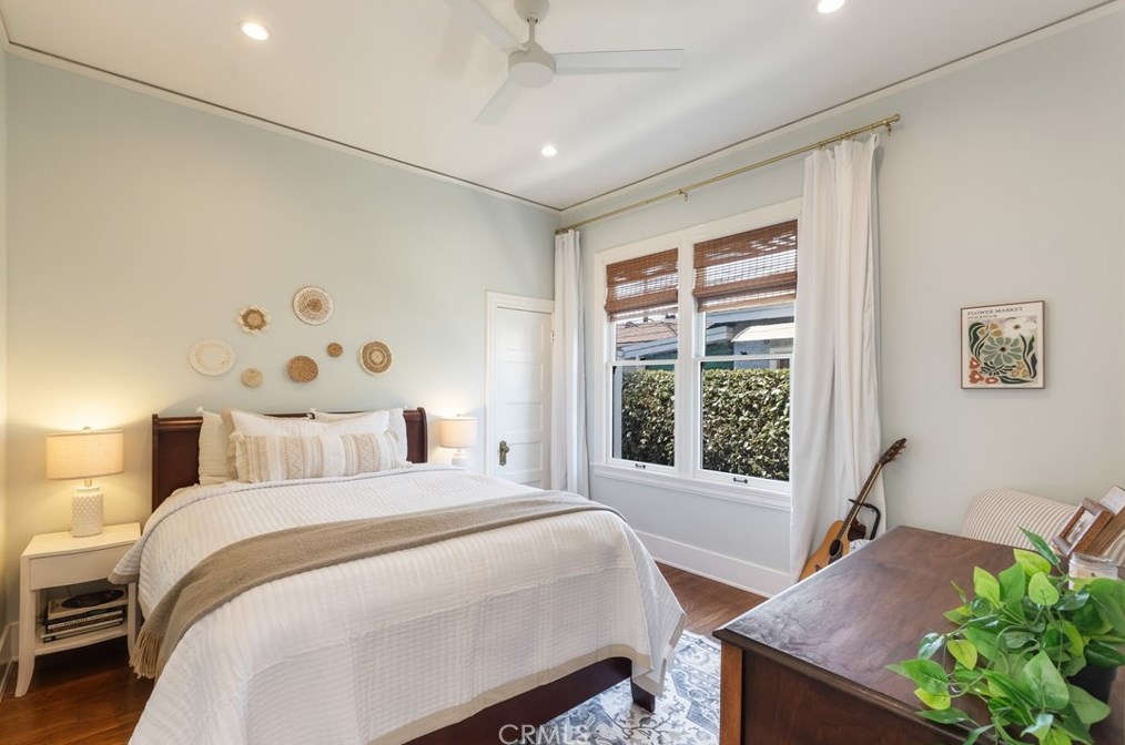 3761 Lime Ave, Long Beach CA  90807-4137 exterior