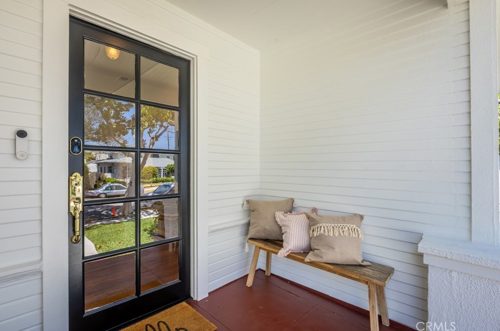 3761 Lime Ave, Long Beach CA  90807-4137 exterior