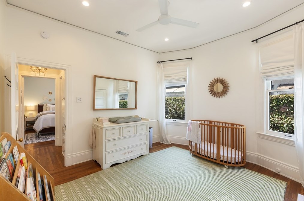 3761 Lime Ave, Long Beach CA  90807-4137 exterior