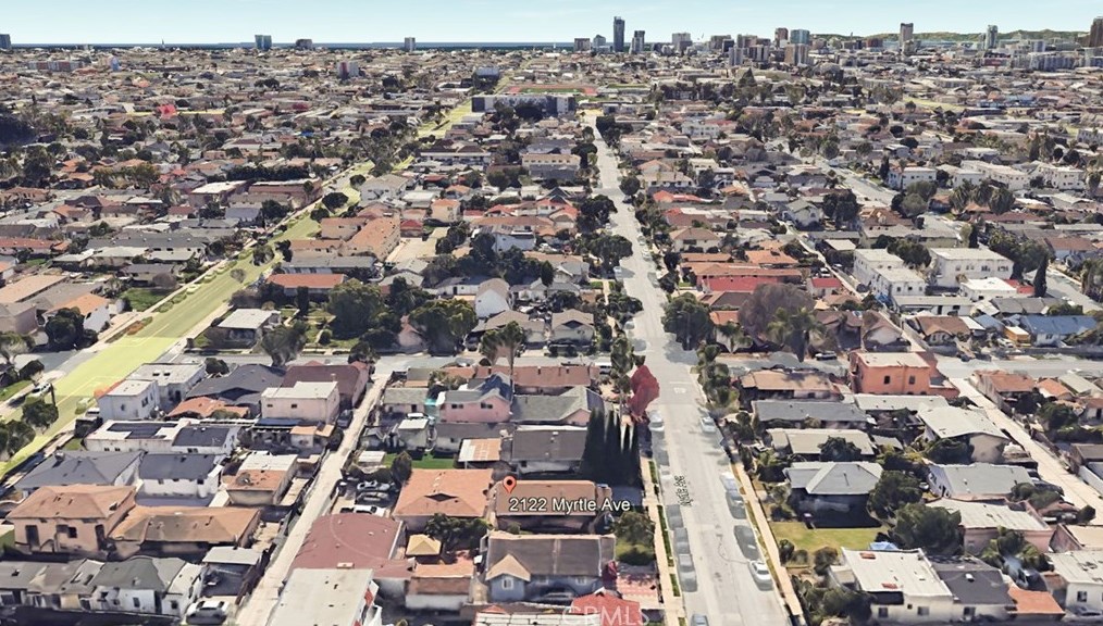 2120 Myrtle Ave, Long Beach CA  90806-4831 exterior