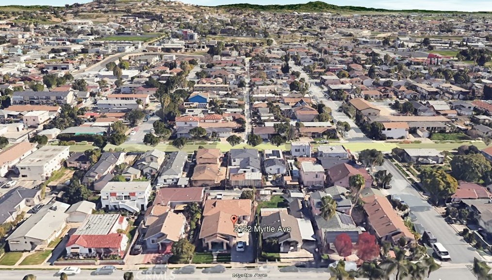 2120 Myrtle Ave, Long Beach CA  90806-4831 exterior