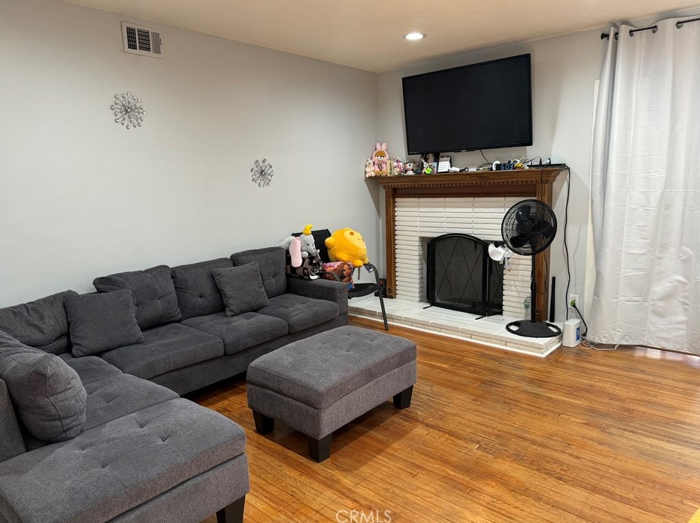 2122 S Spinnaker St, Anaheim, CA 92802