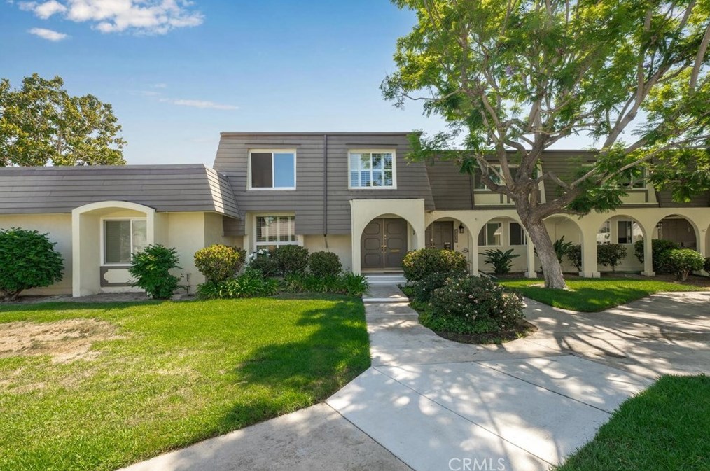 4238 Paseo De Oro, Cypress, CA 90630