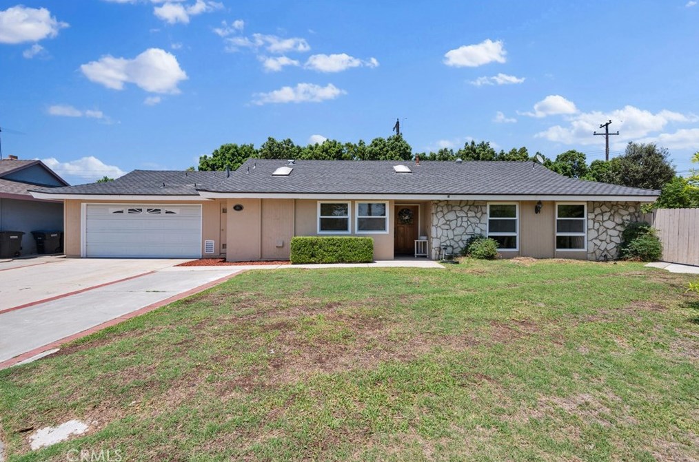 591 N Thomas St, Orange, CA 92869