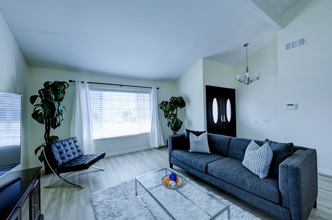 1850 N Cymbal Pl, Anaheim, CA 92807
