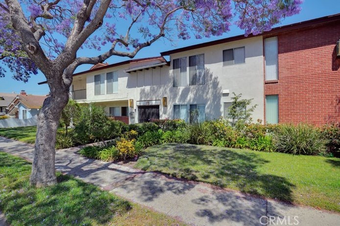 372 Freeman Ave, Long Beach, CA 90814