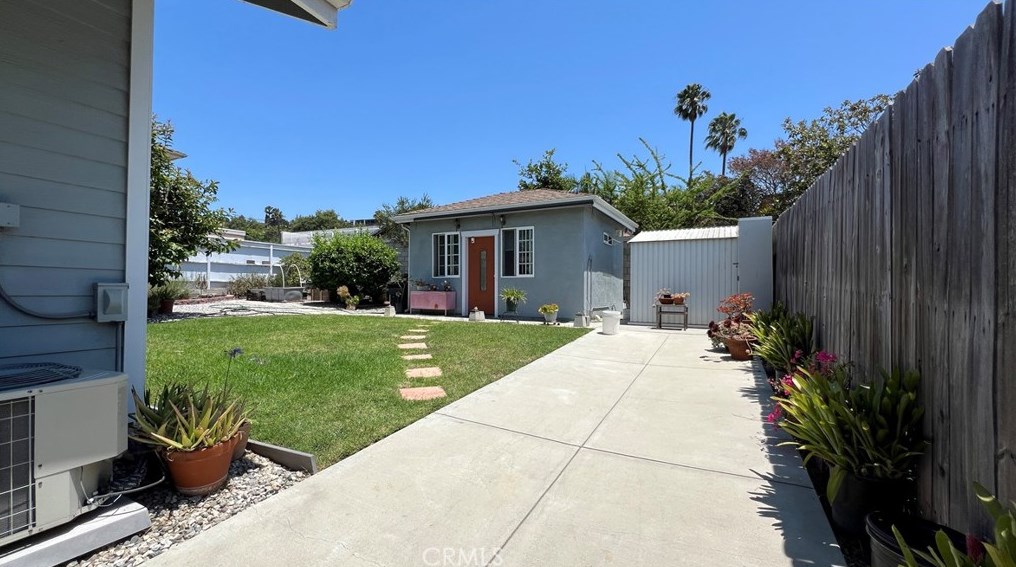 1914 Junipero Ave, Long Beach, CA 90755