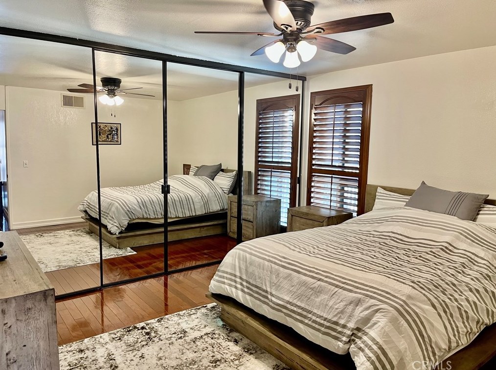 8324 Marina Pacifica Dr, Long Beach CA  90803-7005 exterior