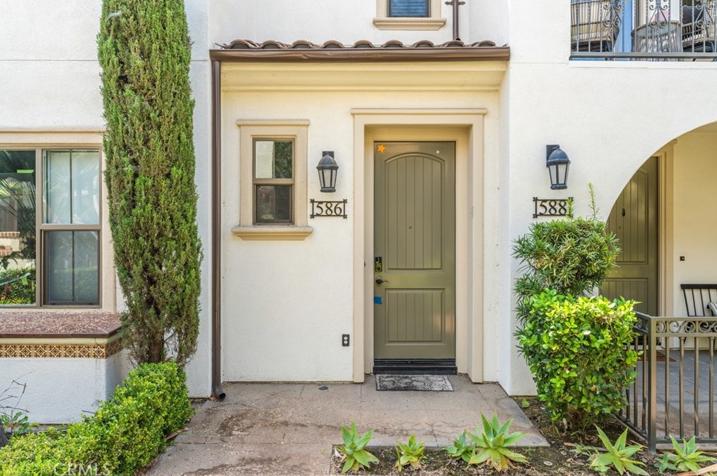 586 S Melrose St, Anaheim, CA 92805