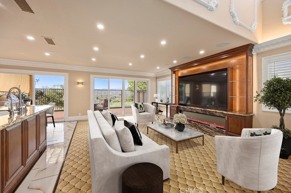 7351 Singingwood Dr, Anaheim CA 92808-1701 exterior