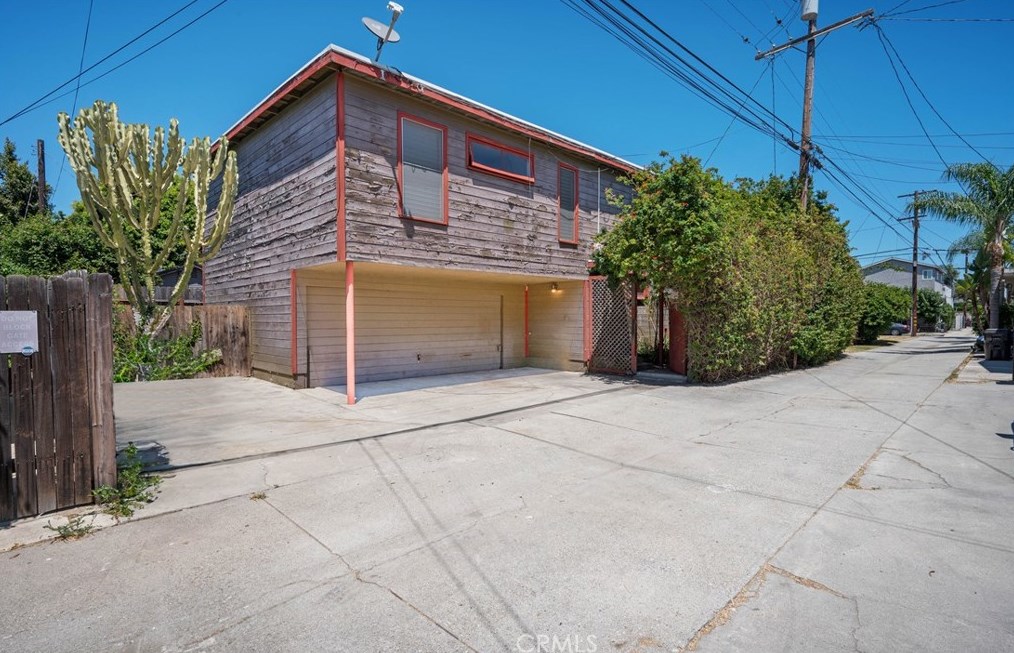 535 Termino Ave, Long Beach, CA 90814-1702
