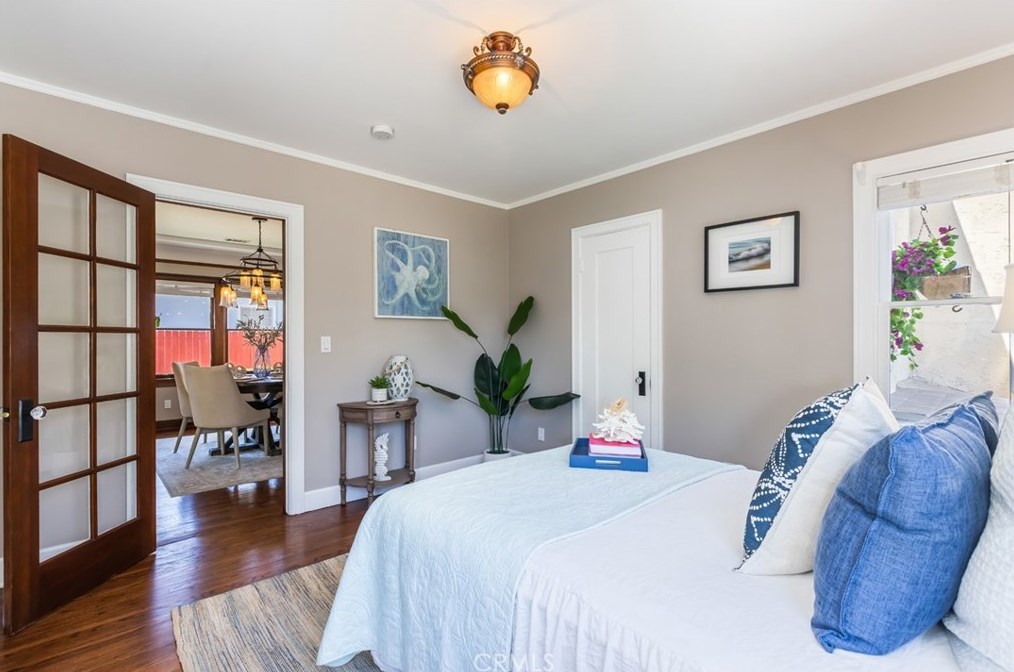 3615 Lime Ave, Long Beach CA  90807-4143 exterior