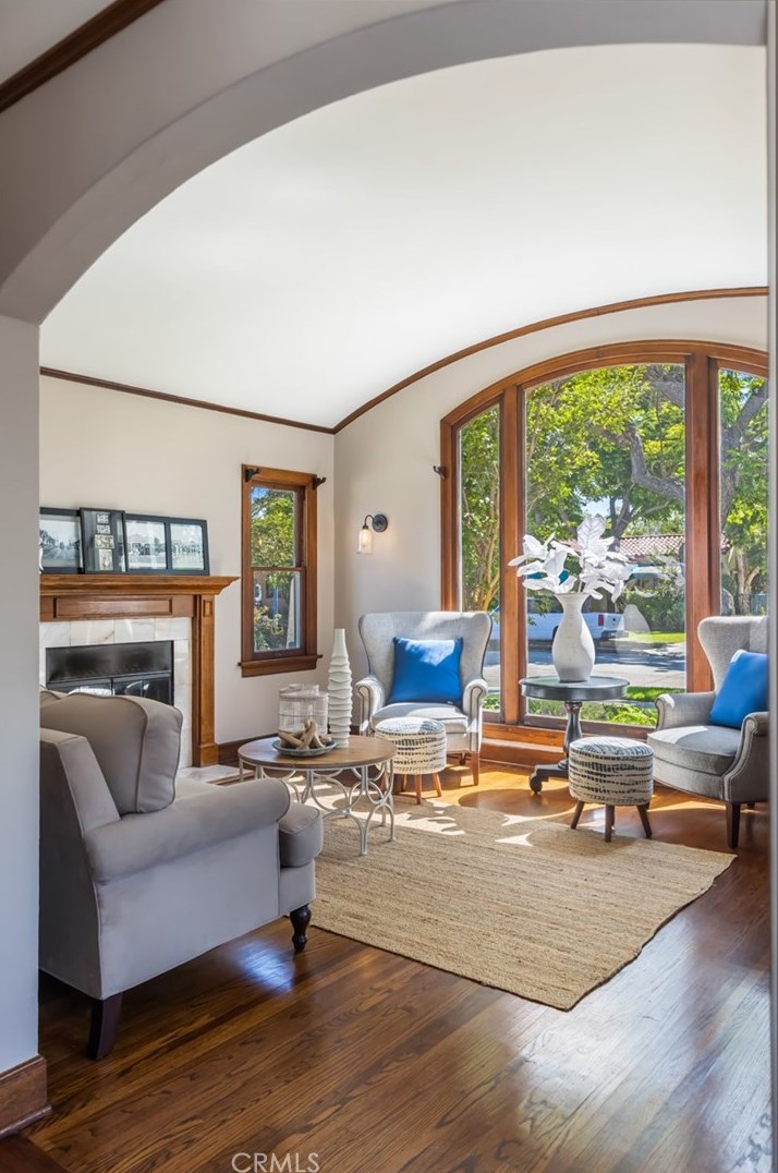 3615 Lime Ave, Long Beach CA  90807-4143 exterior