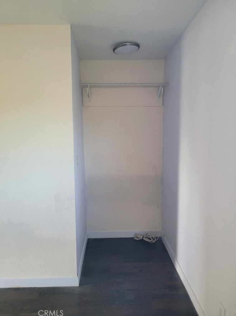 2101 Pacific Ave, Santa Ana CA  92706-2436 exterior