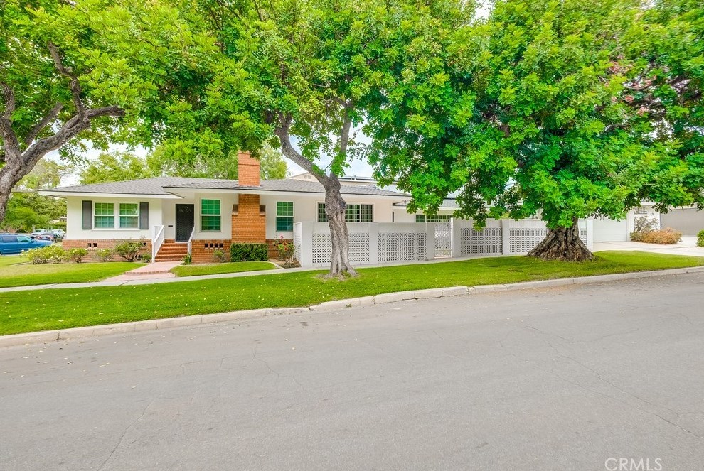 3900 Chestnut Ave, Long Beach, CA 90807